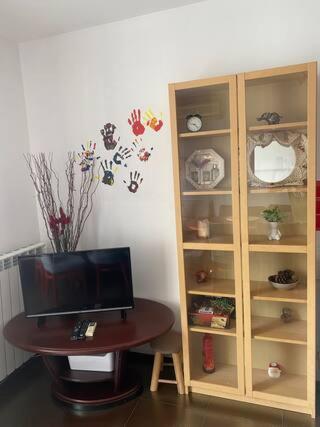 New Two Bedroom Apartment With Balcony โซเฟีย ภายนอก รูปภาพ